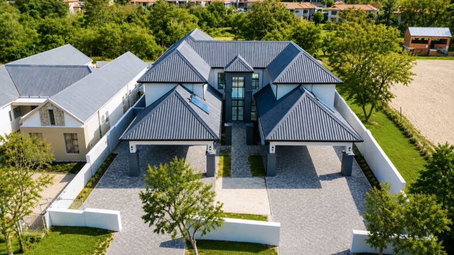 5 Bedroom Property for Sale in Meerhof North West